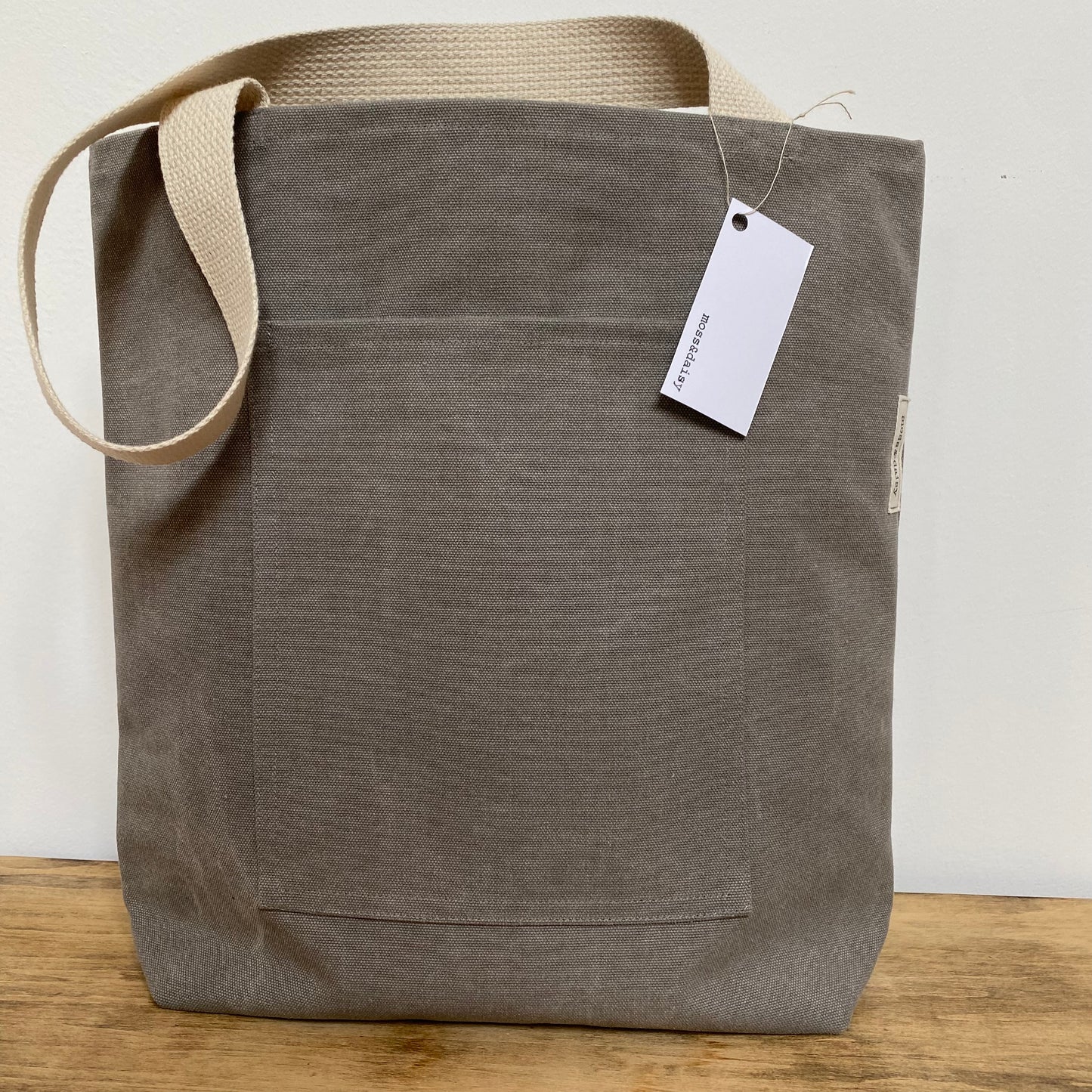 heavy weight classic tote bag with pocket