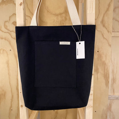 classic tote bag with pocket